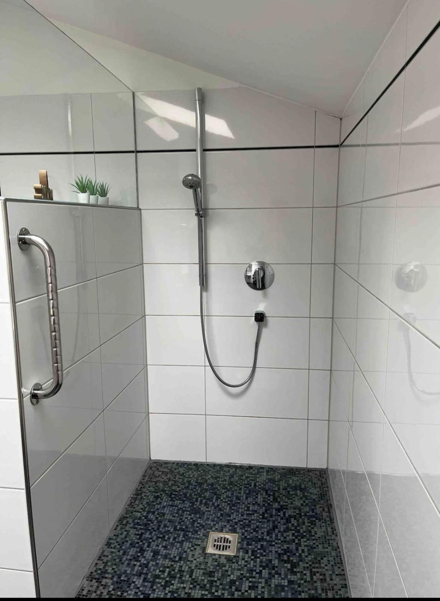 Penthouse Perfekt Fuer Teams, Familien Und Gruppen Apartment Bad Mergentheim Ngoại thất bức ảnh